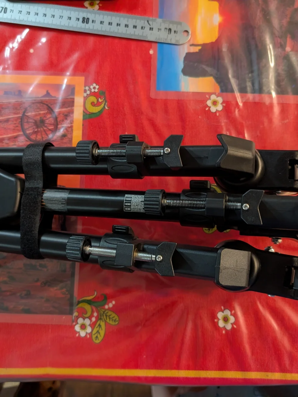 Neewer Black Tabletop Camera Tripod with Wheels - Compact Stabilizing Dolly